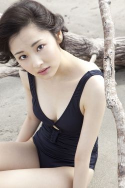 口述我和小莹吸乳